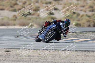 media/Oct-05-2025-CVMA (Sun) [[beeef4f201]]/Race 2-Supersport Middleweight/